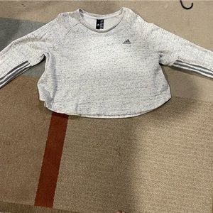 Adidas crop sweatshirt XL